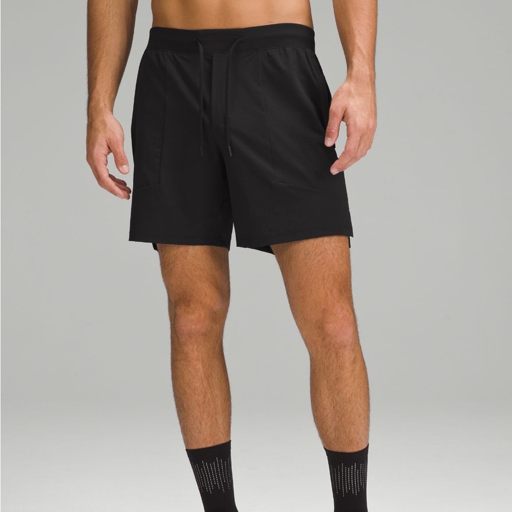 Men’s Lululemon License to Train Black 7” Athletic Shorts